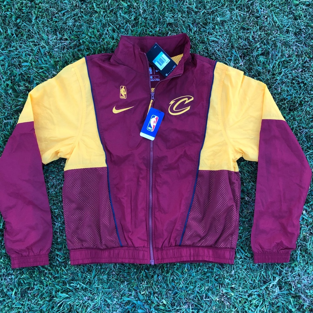 Men’s Nike Cleveland Cavs Jacket windbreaker